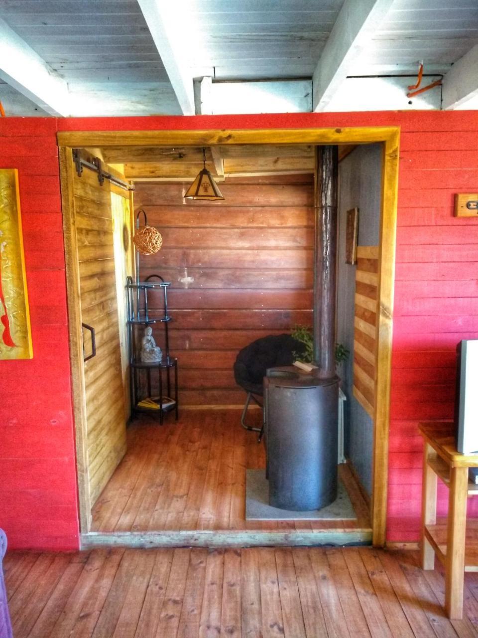 Hostal Lanalhue *